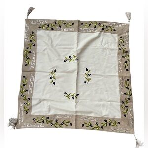 Vintage Tassel 30x30” Beige Embroidered Floral Tablecloth